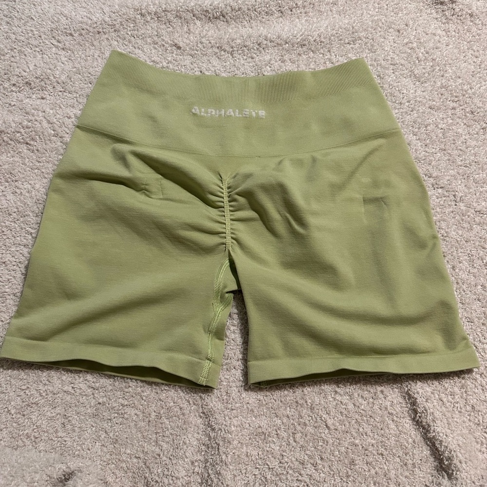 alphalete amplify shorts